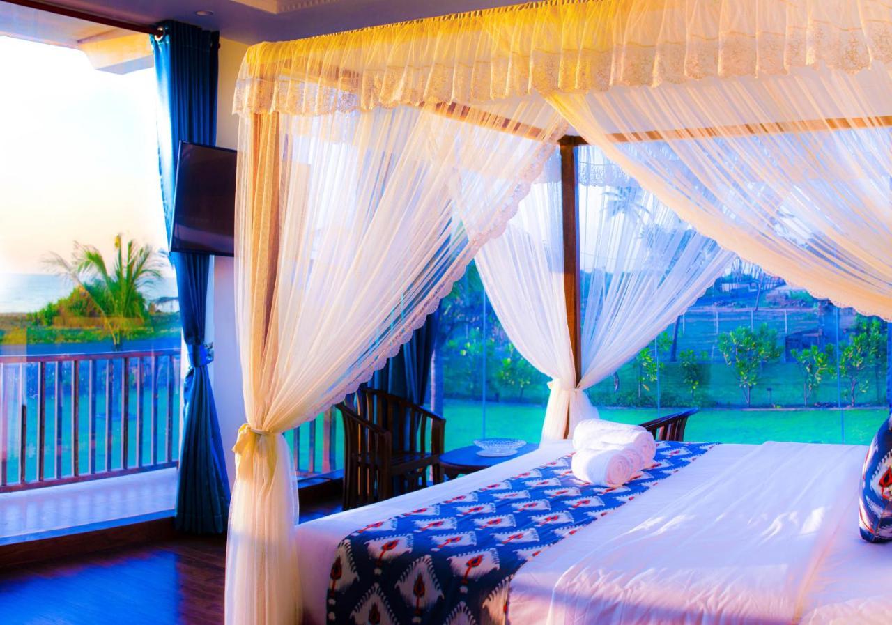 Hotel Calypso Sunset à Iranawila Extérieur photo